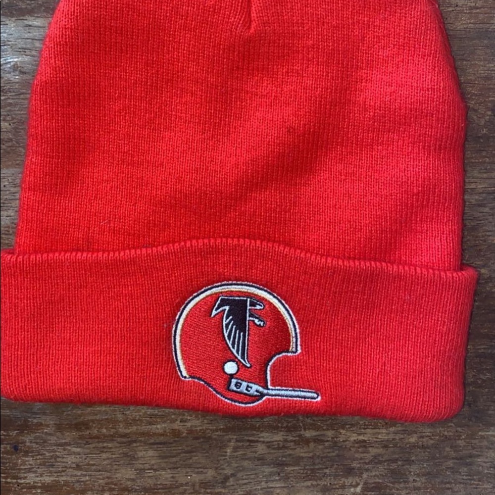 Falcons hat